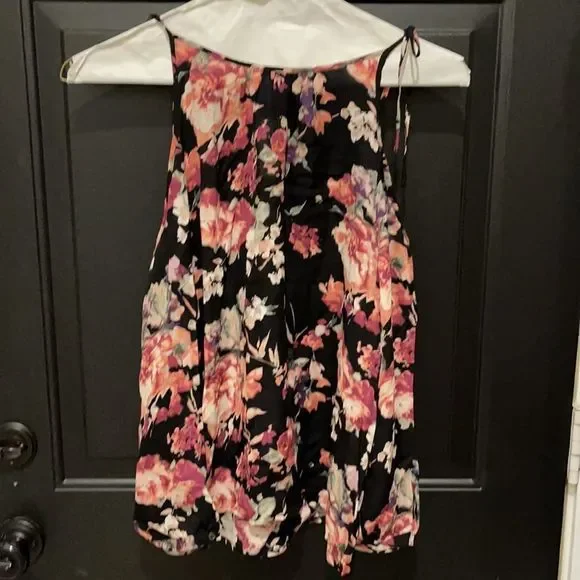 Joie Black floral blouse - Picture 4 of 4